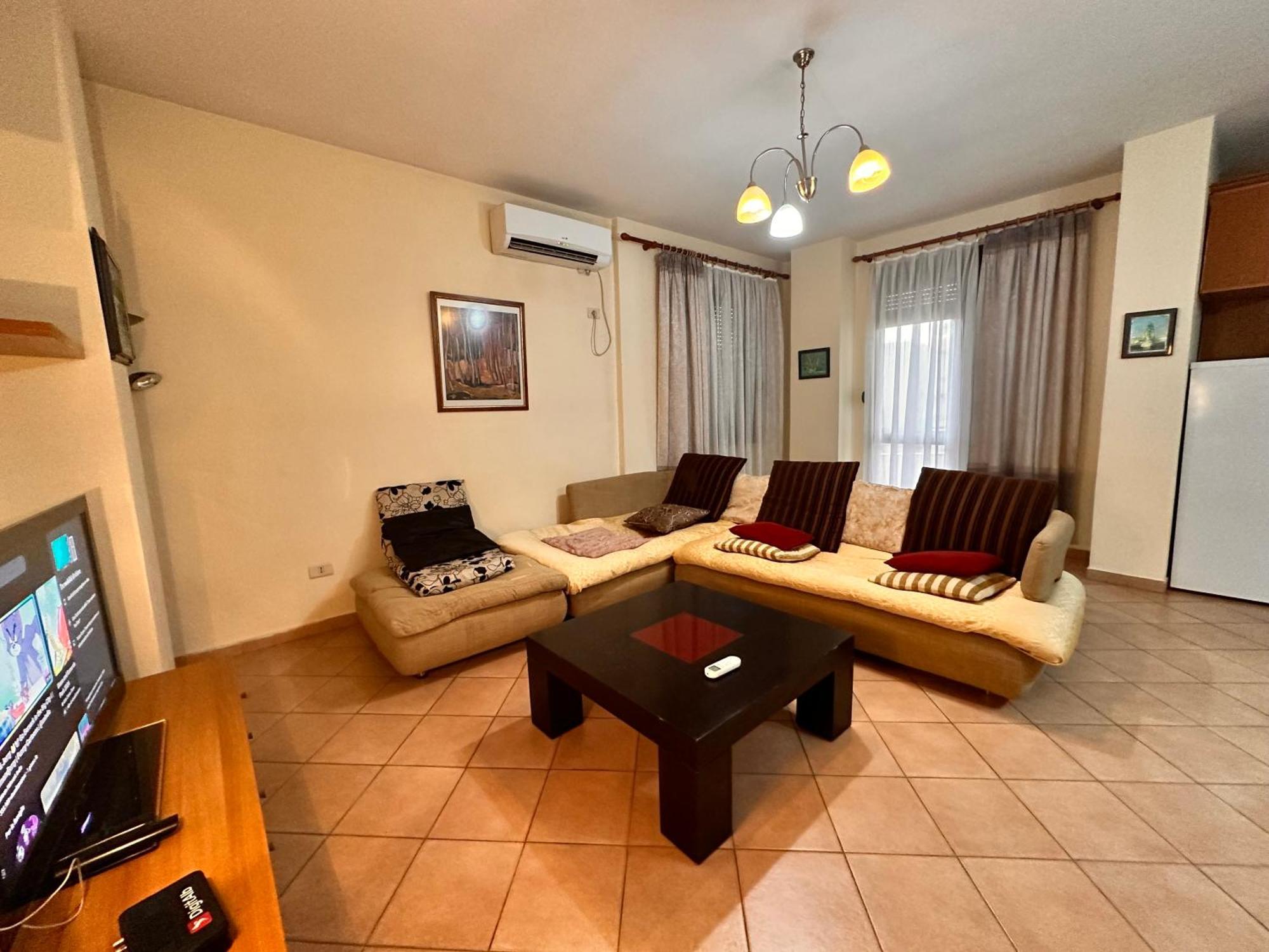 Appartamento Grande House Tirana Esterno foto