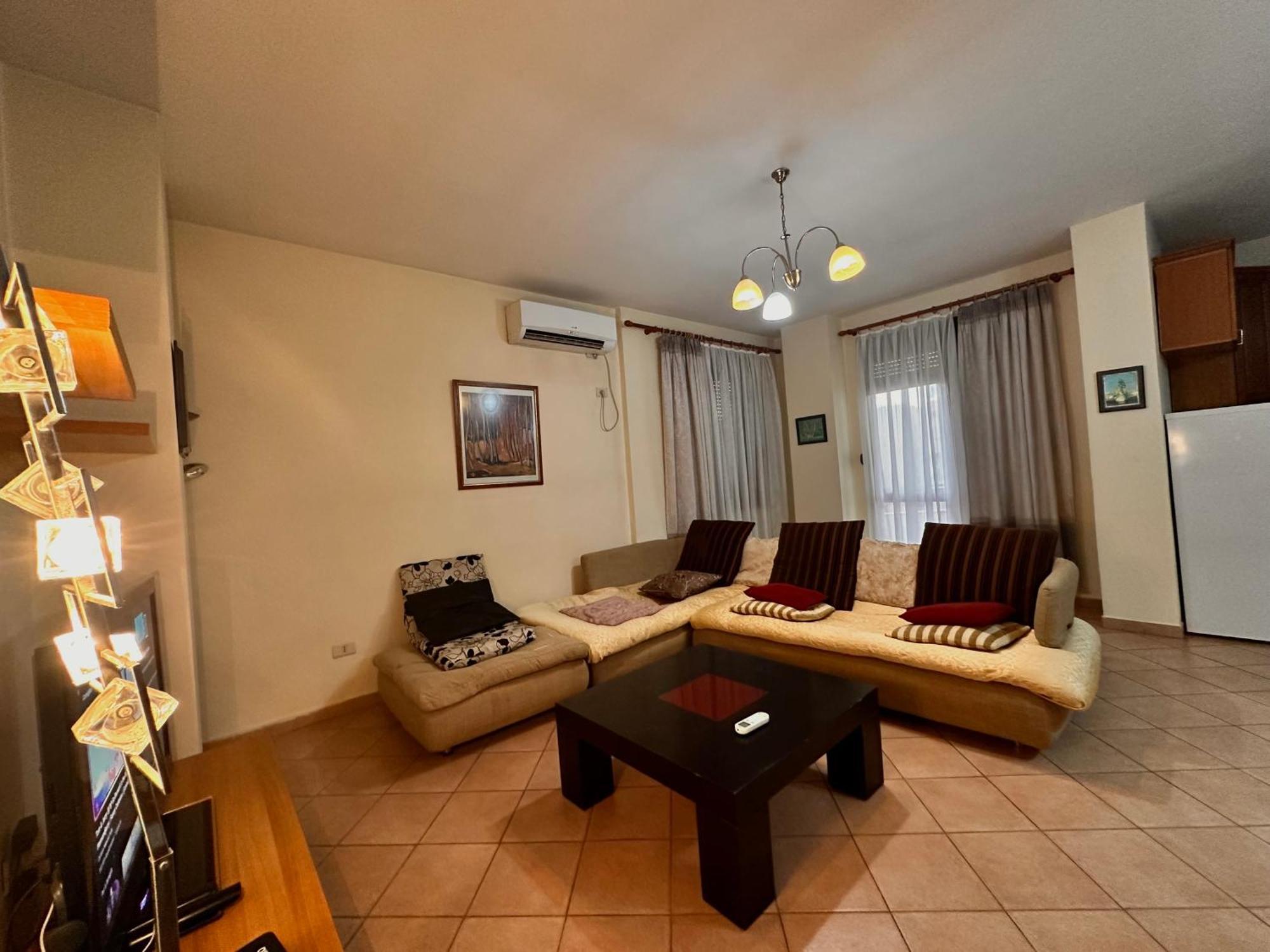 Appartamento Grande House Tirana Esterno foto